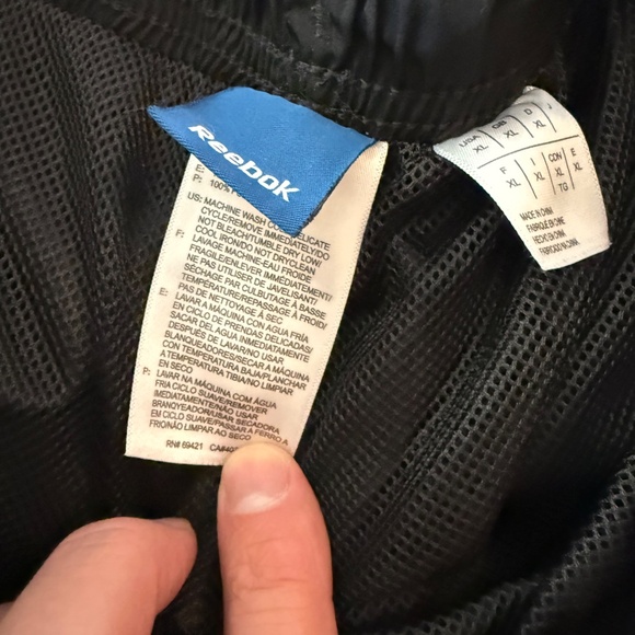 Black Reebok Sweatpant lightweight - Picture 6 of 9